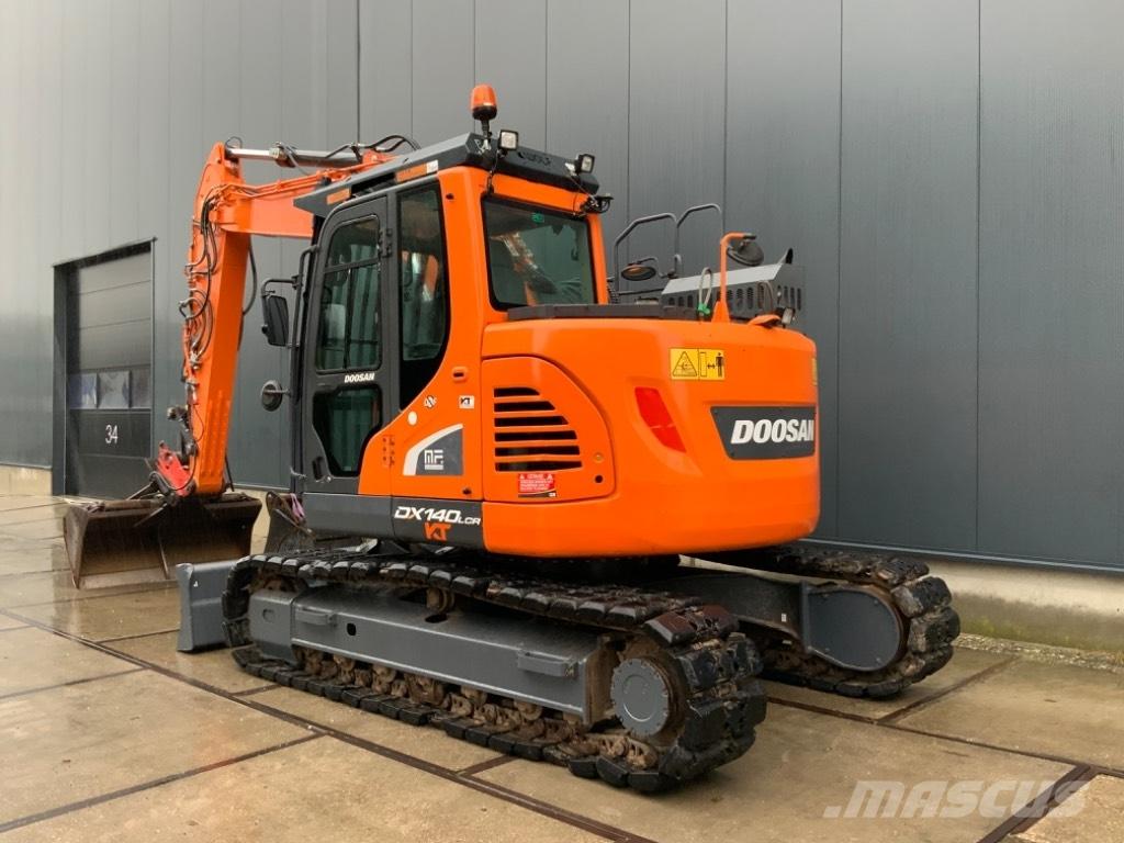 Doosan DX 140 LCR Vikšriniai ekskavatoriai