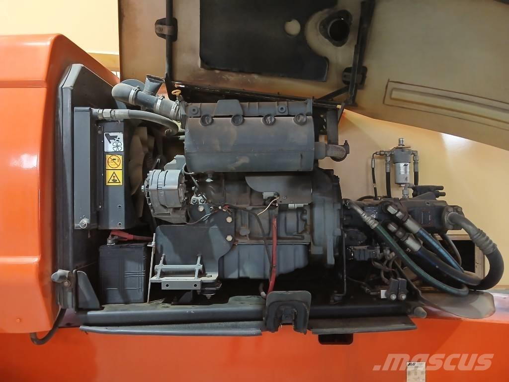 JLG 800 AJ Alkūniniai keltuvai