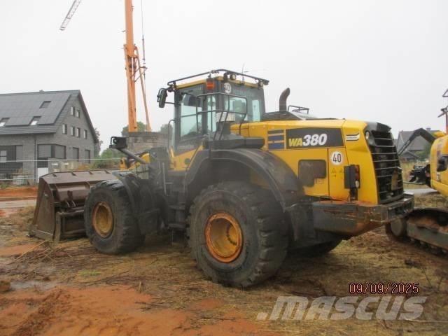 Komatsu WA 380 Naudoti ratiniai krautuvai
