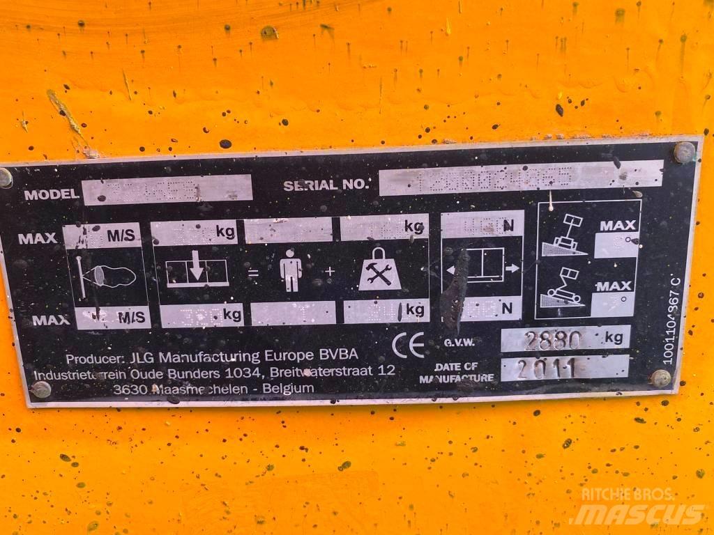 JLG 3246 ES Žirkliniai keltuvai