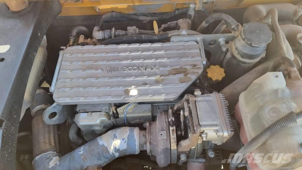 JCB JS 220 Plus Vikšriniai ekskavatoriai