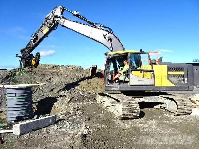 Volvo EC220EL Vikšriniai ekskavatoriai