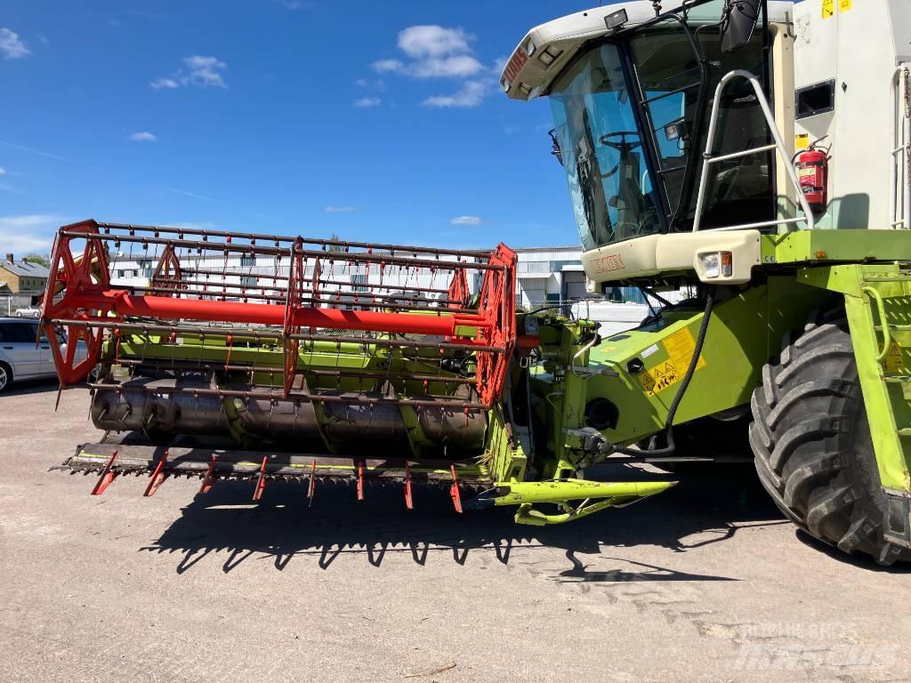 CLAAS Lexion 420 Derliaus nuėmimo kombainai