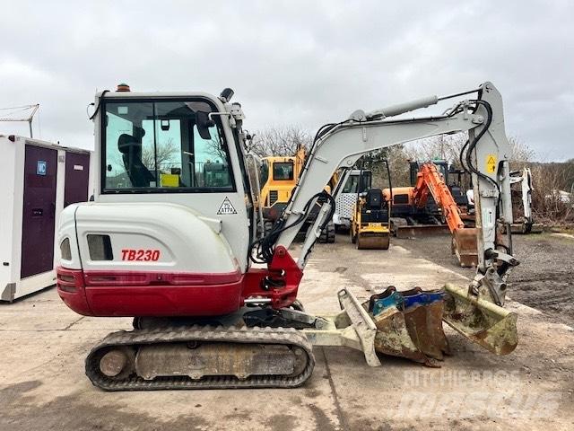 Takeuchi TB 230 Mini ekskavatoriai < 7 t