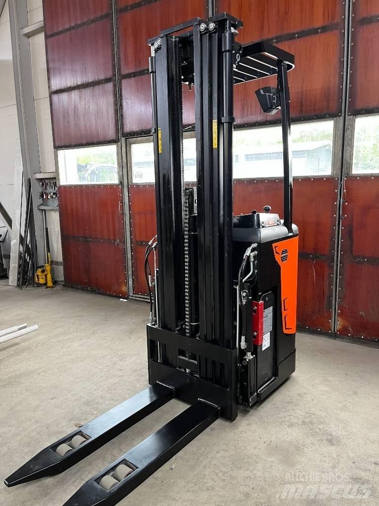 Rocla SST 16 AC Savaeigiai rietuvai