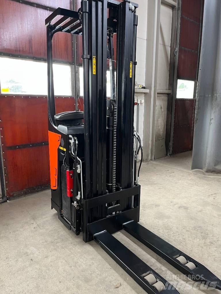 Rocla SST 16 AC Savaeigiai rietuvai