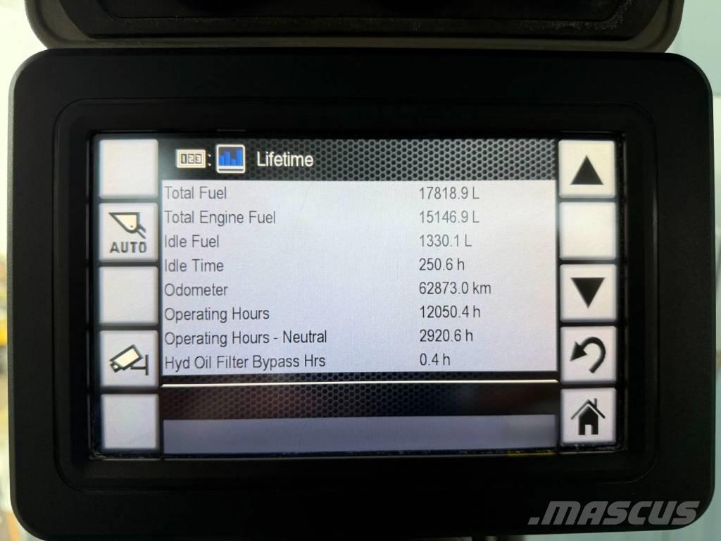 CAT 966M XE Naudoti ratiniai krautuvai