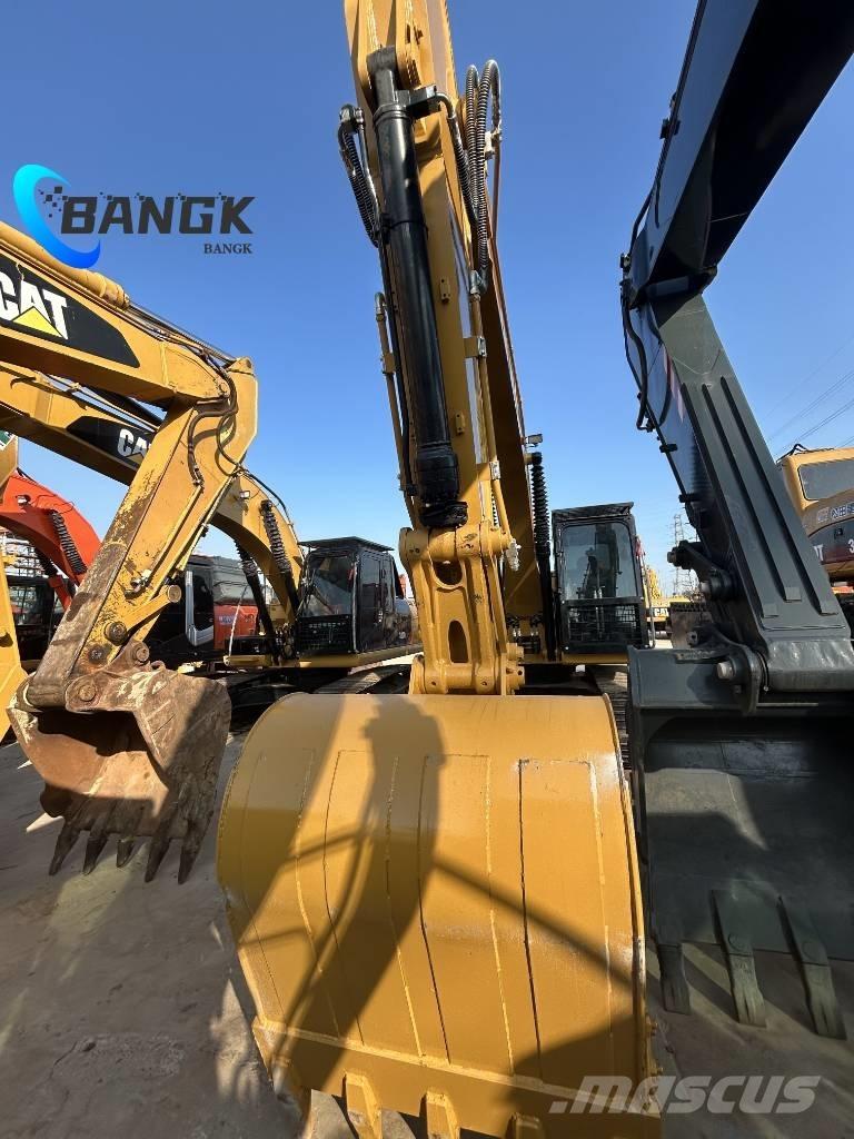 CAT 320 GC Vikšriniai ekskavatoriai
