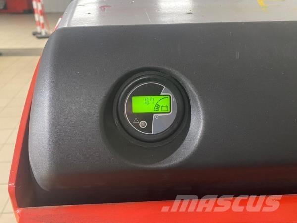 Manitou TI30 RH SP Savaeigiai rietuvai