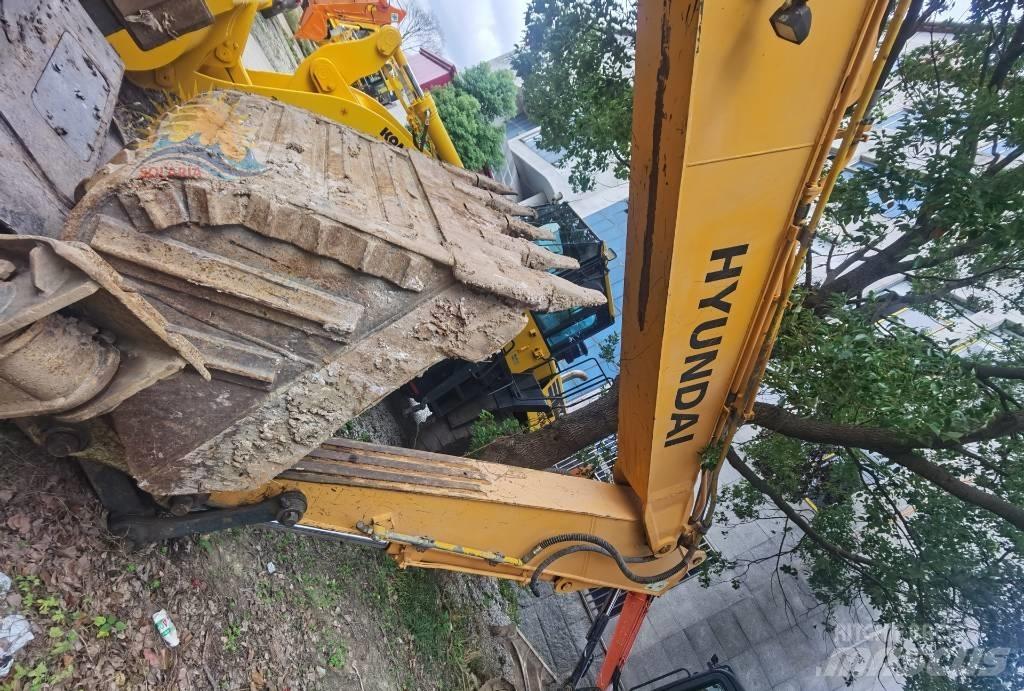 Hyundai R210W-9 Ratiniai ekskavatoriai