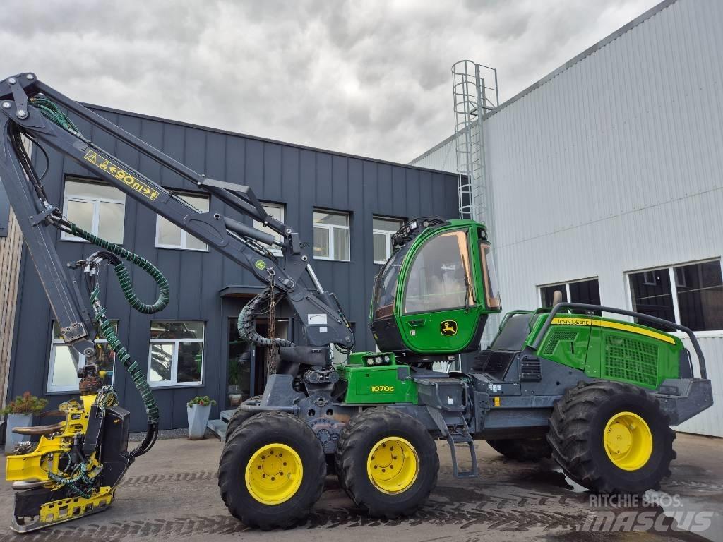 John Deere 1070 G Miško technika (Harvesteriai)