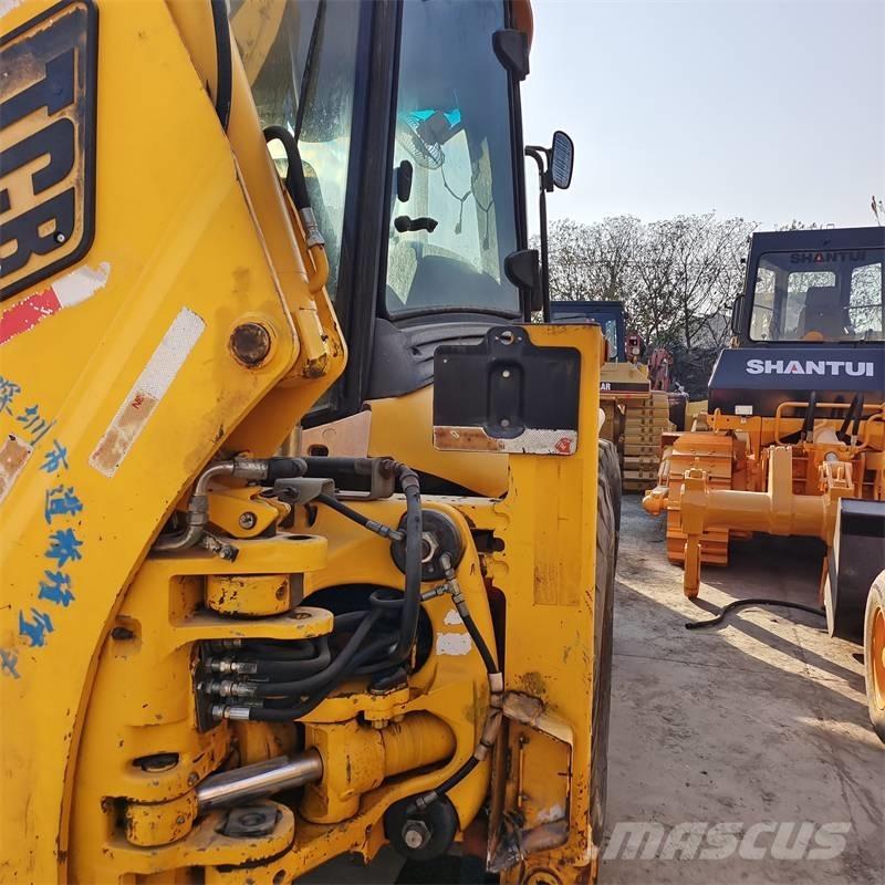 JCB 4 CX Vikšriniai ekskavatoriai