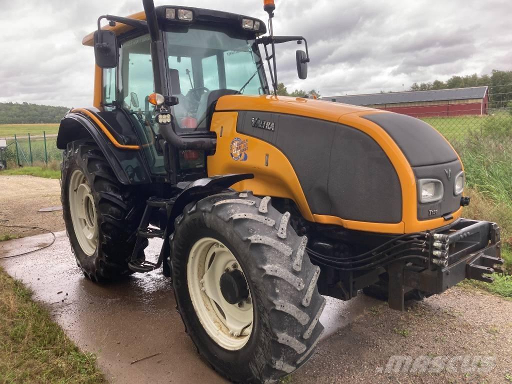 Valtra T 131 Traktoriai