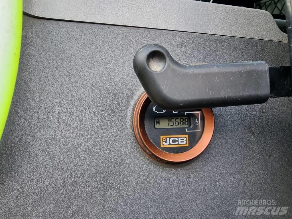 JCB 220 X Vikšriniai ekskavatoriai