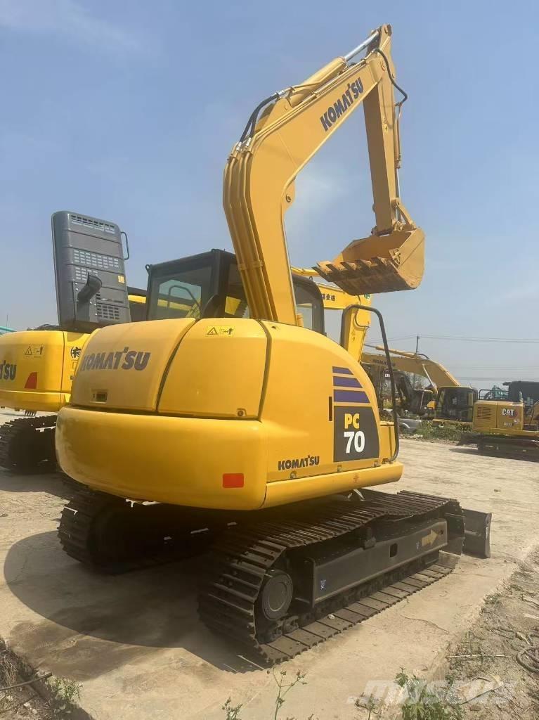 Komatsu PC 70 Vikšriniai ekskavatoriai