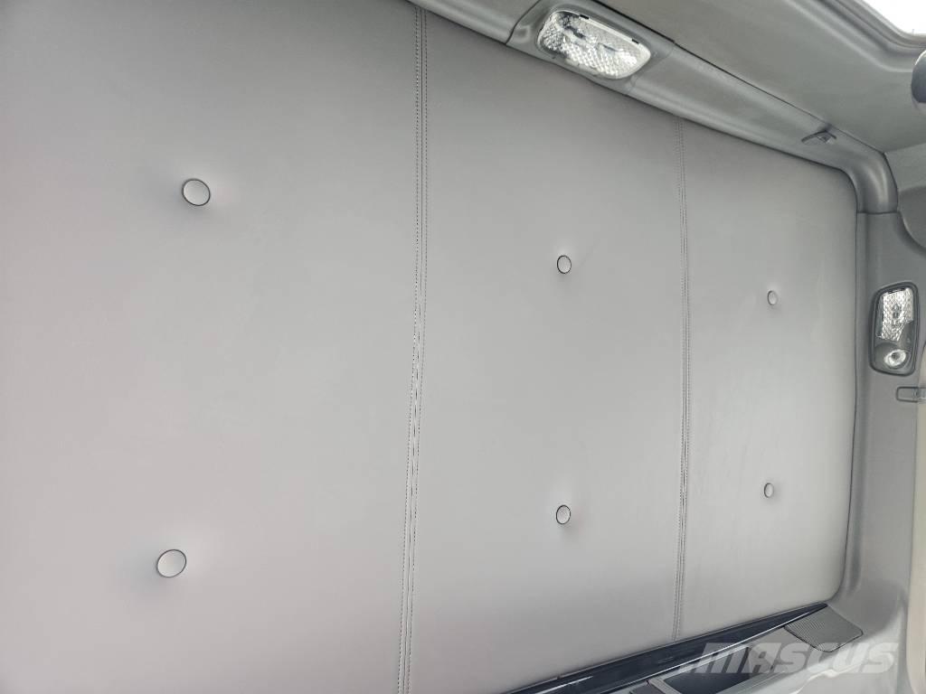 Kenworth T 800 Naudoti vilkikai