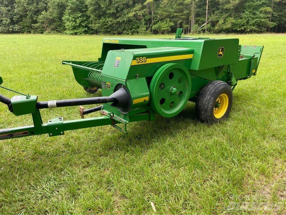 John Deere 338 Baler Stačiakampių ryšulių presai