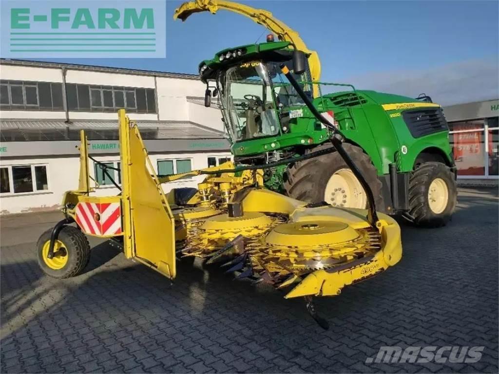 John Deere 9800 Pašarų ruošimo technika