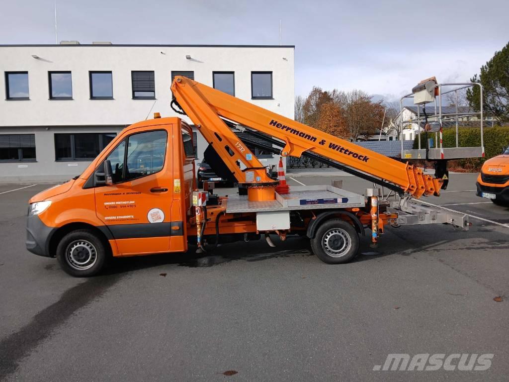 GSR B200T Comfort X Ant vilkikų montuojamos kėlimo platformos