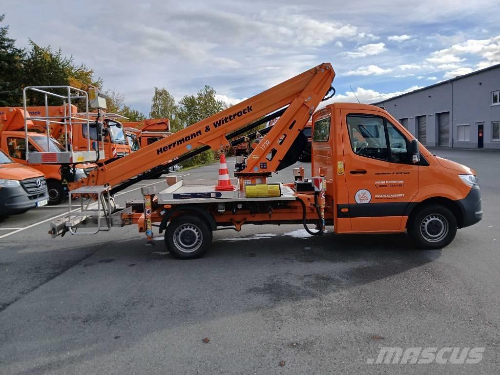 GSR B200T Comfort X Ant vilkikų montuojamos kėlimo platformos