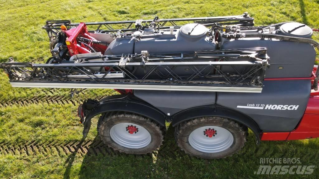 Horsch Leeb 12TD Prikabinami purkštuvai