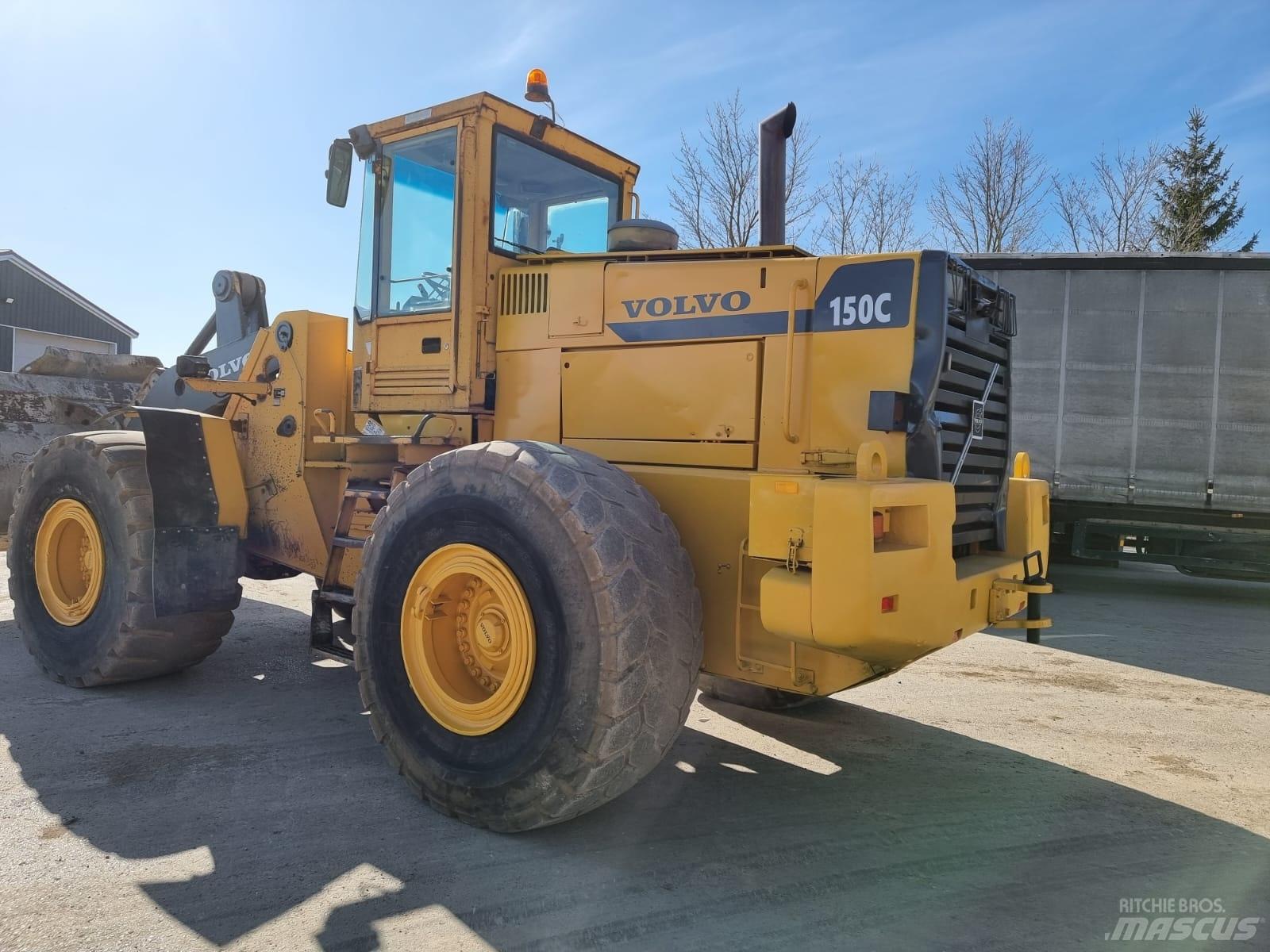 Volvo L 150 C Naudoti ratiniai krautuvai