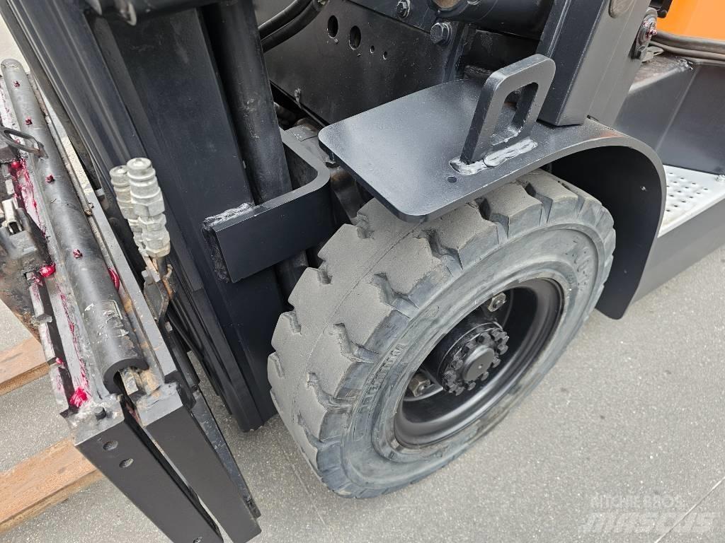 Doosan D 25 G Dyzeliniai krautuvai