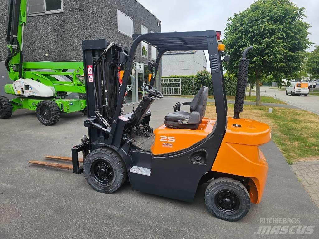 Doosan D 25 G Dyzeliniai krautuvai