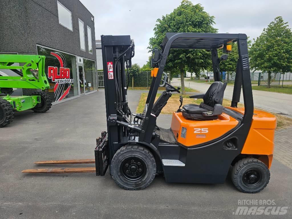 Doosan D 25 G Dyzeliniai krautuvai