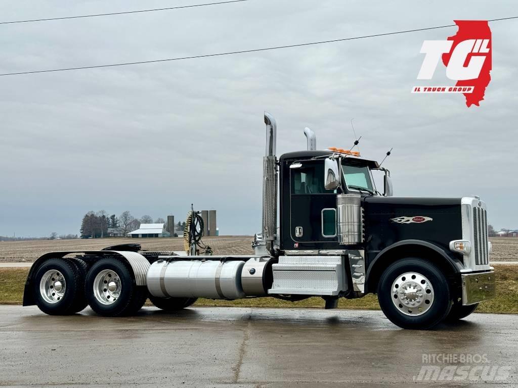 Peterbilt 389 Naudoti vilkikai