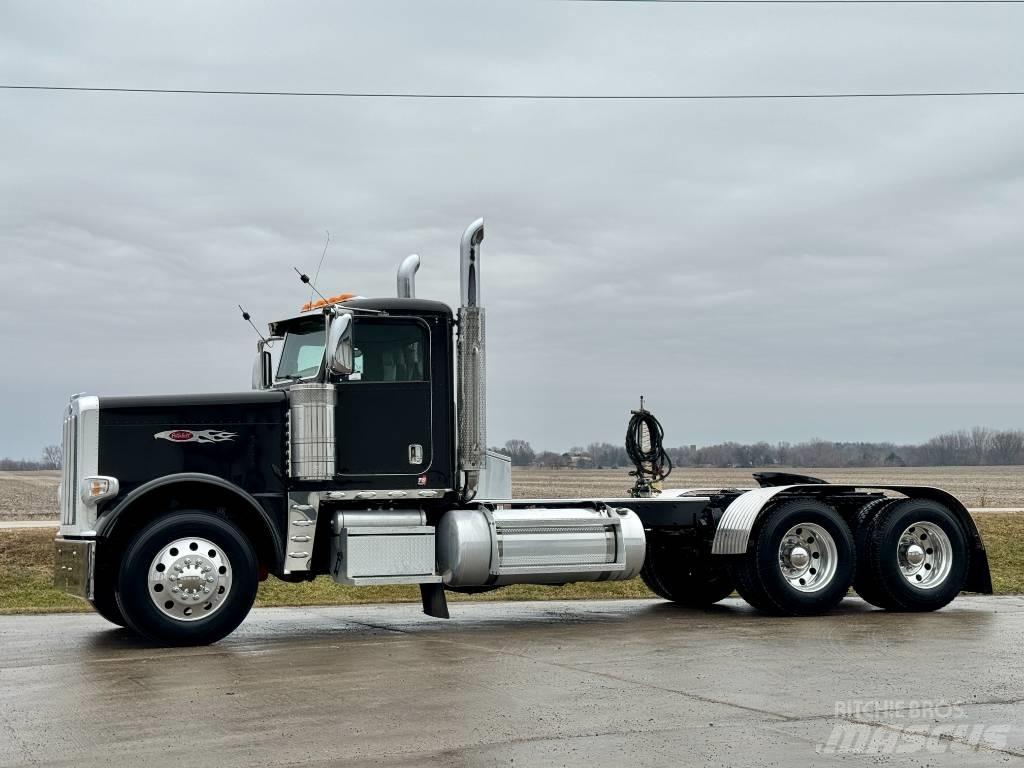 Peterbilt 389 Naudoti vilkikai