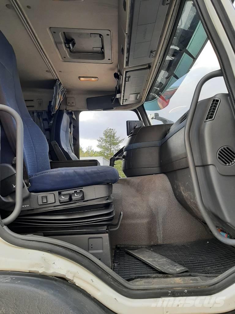 Volvo FM 13 Savivarčių priekabų vilkikai