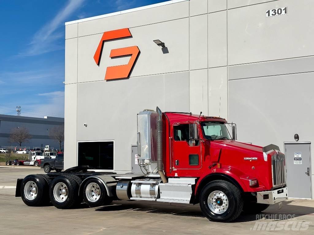 Kenworth T 800 Naudoti vilkikai