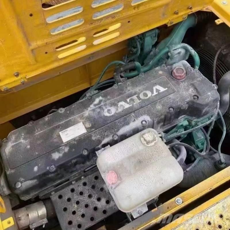 Volvo EC 360 Vikšriniai ekskavatoriai