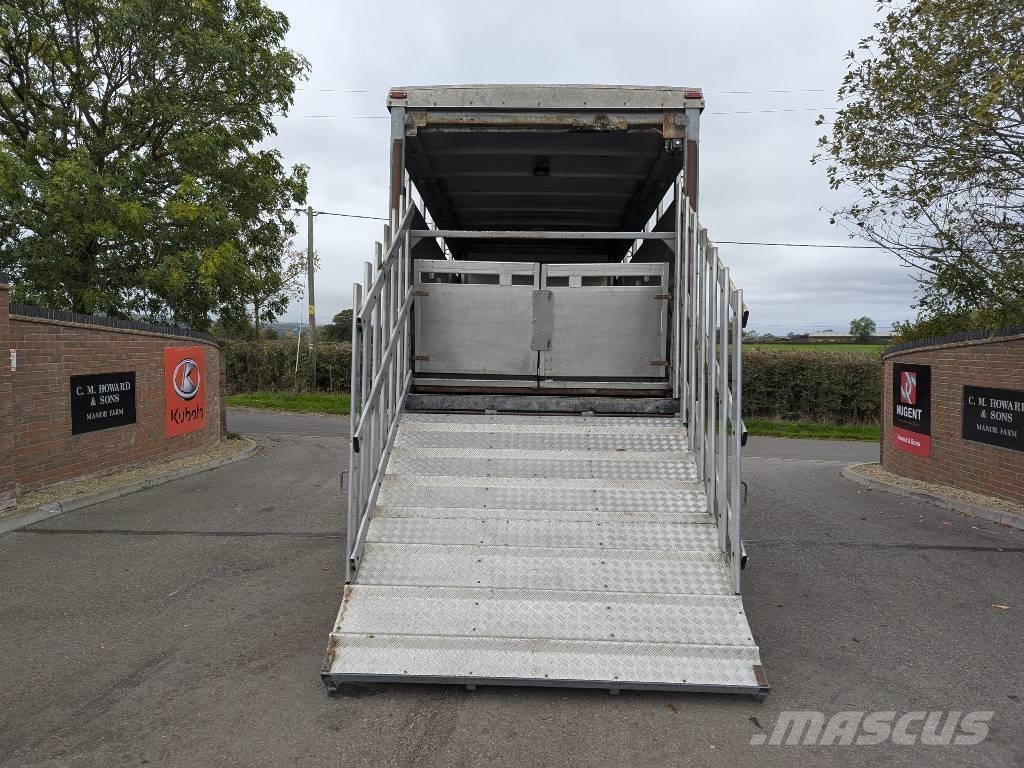 Mercedes-Benz 816 Sunkvežimiai su dengtu kėbulu