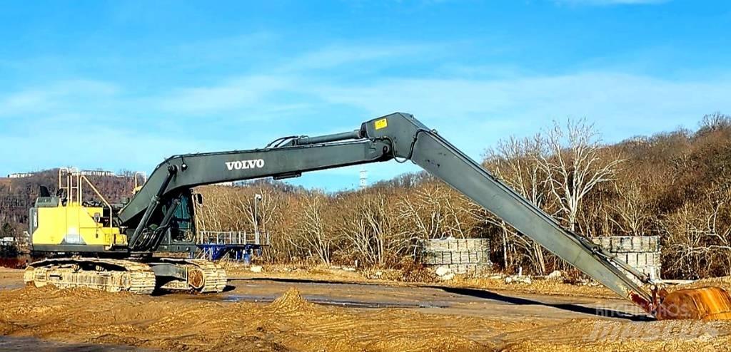 Volvo EC300ELR Vikšriniai ekskavatoriai