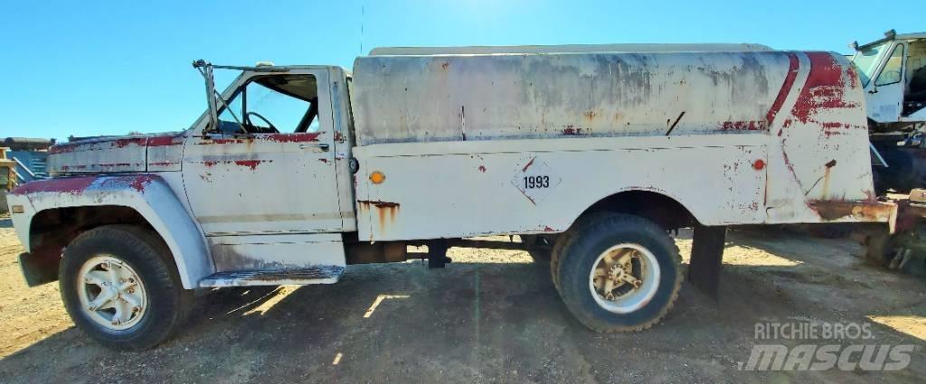 Ford F 600 Automobilinės cisternos