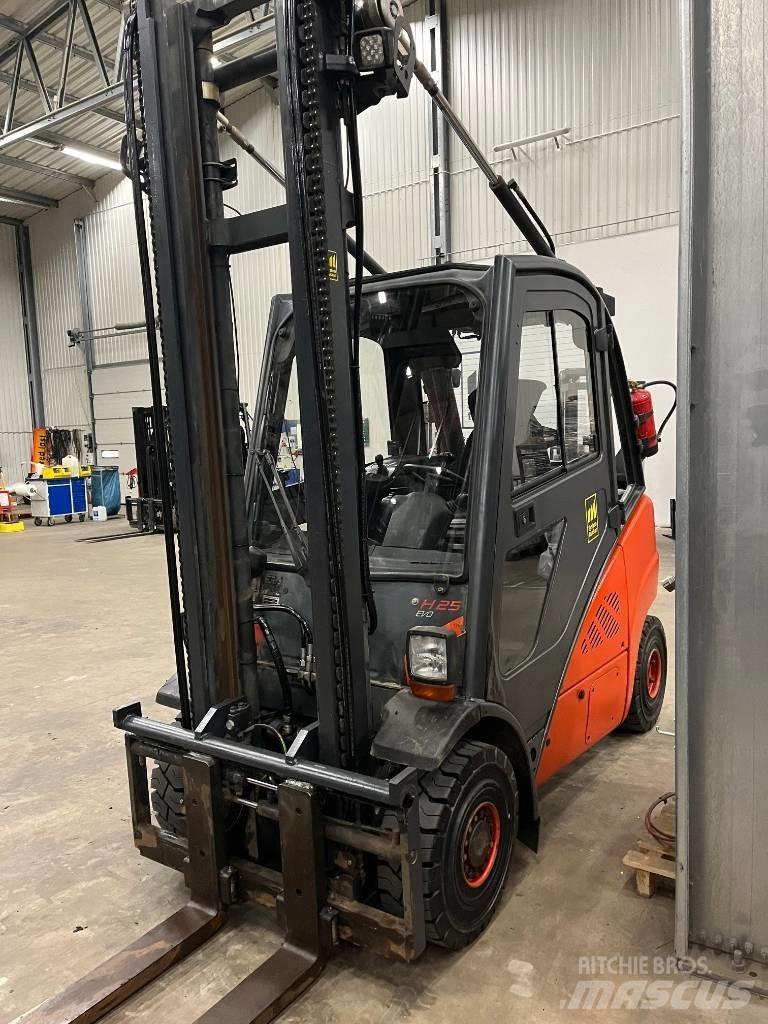 Linde H25D-02 Dyzeliniai krautuvai