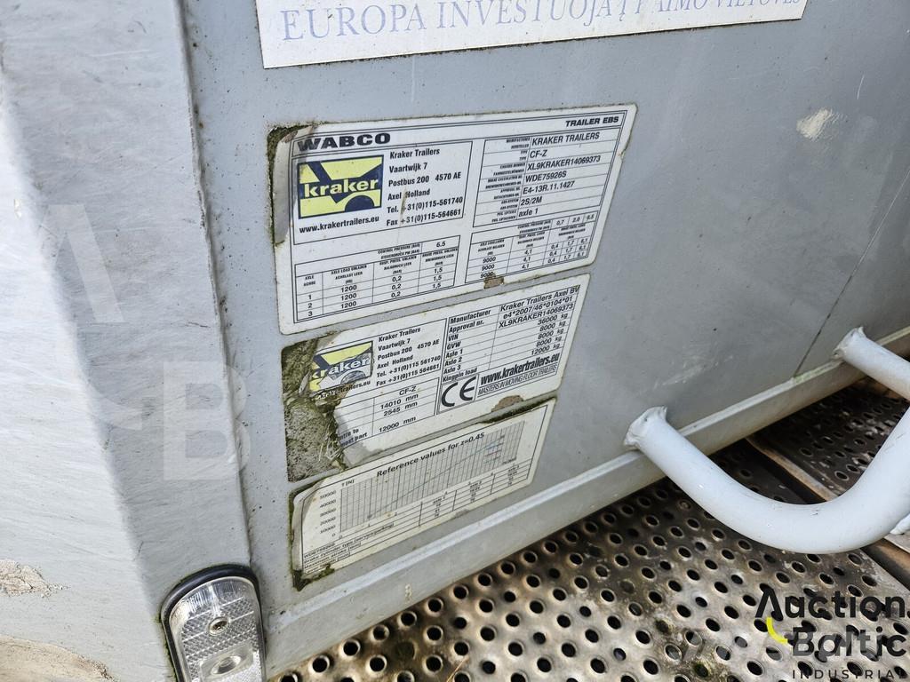 Kraker CF200 Tentinės puspriekabės