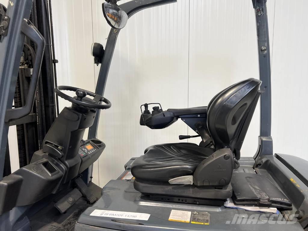 Toyota 8FBM20T Elektriniai šakiniai krautuvai