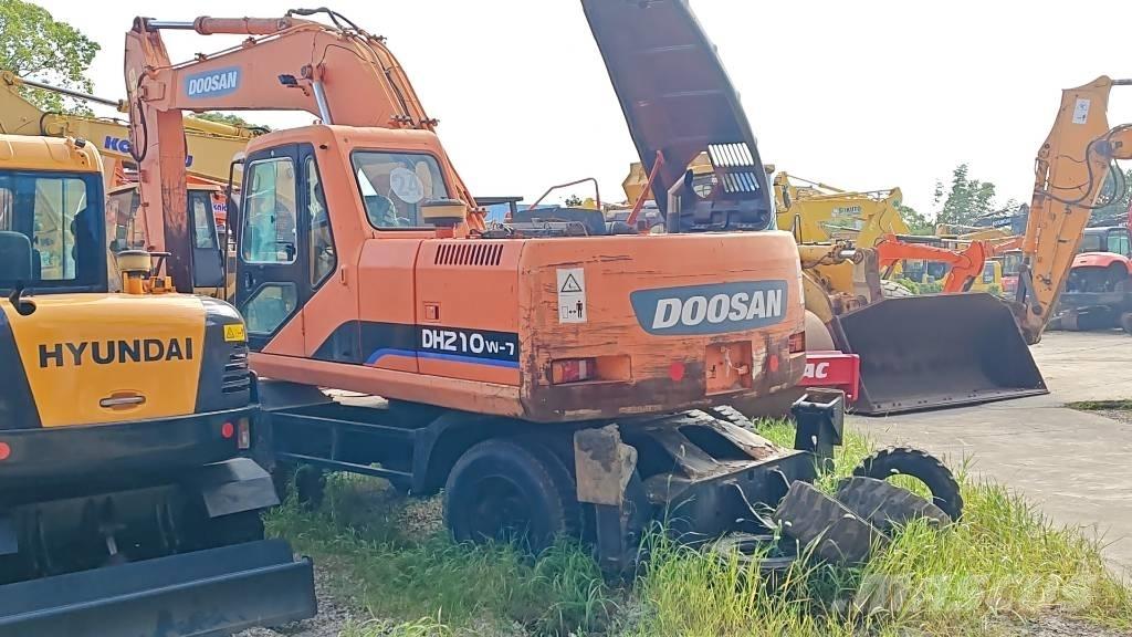 Doosan DH 210 W-7 Ratiniai ekskavatoriai