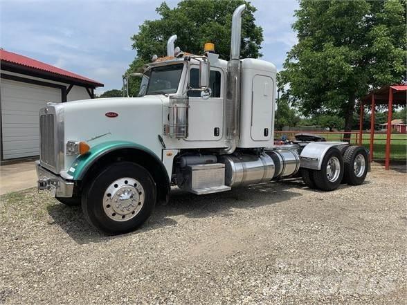 Peterbilt 367 Naudoti vilkikai