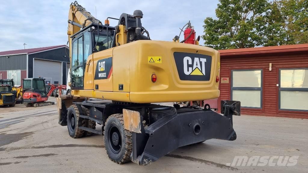 CAT MH 3022 Atliekų / pramoniniai krautuvai