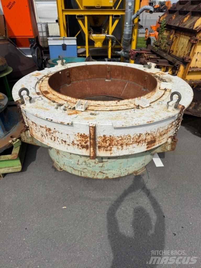 Metso HP400 Mobilūs smulkintuvai