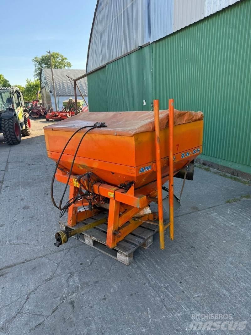 Amazone ZA XS 602 Smėlio ir druskos barstytuvai