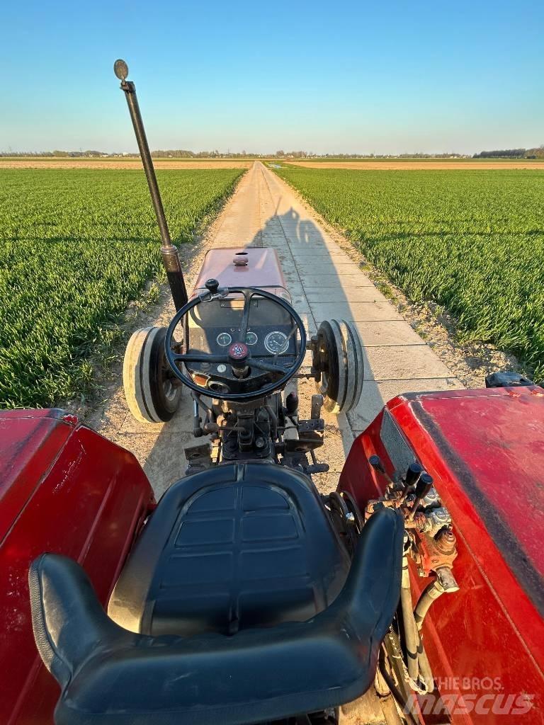 Massey Ferguson 240 Traktoriai