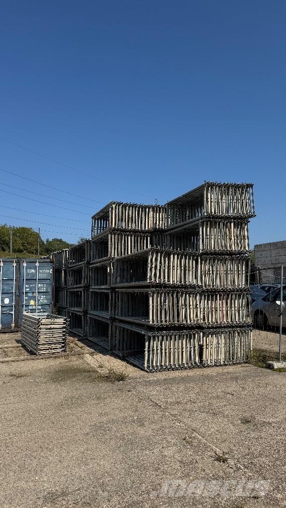  Rux Scaffolding Pastolių įrengimai