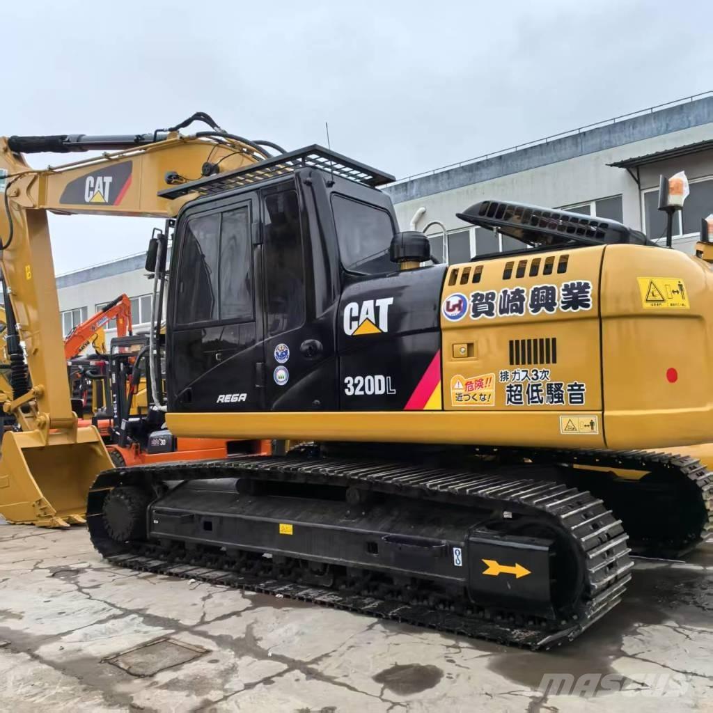 CAT 320 D L Vikšriniai ekskavatoriai