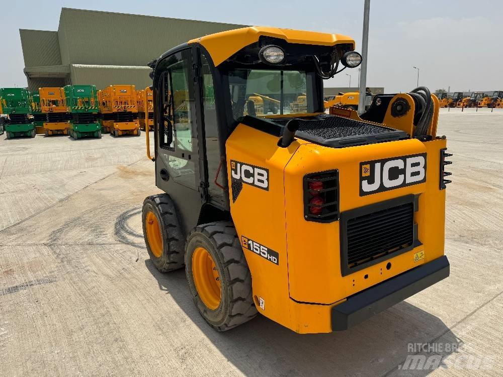 JCB 155 Krautuvai su šoniniu pasukimu
