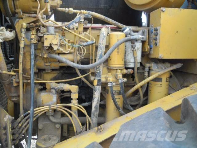 CAT 962 G Naudoti ratiniai krautuvai